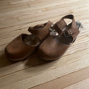 Lotta of Sweden leather clogs size 37